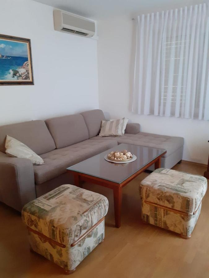 Apartman Mira มาคาร์สกา ภายนอก รูปภาพ