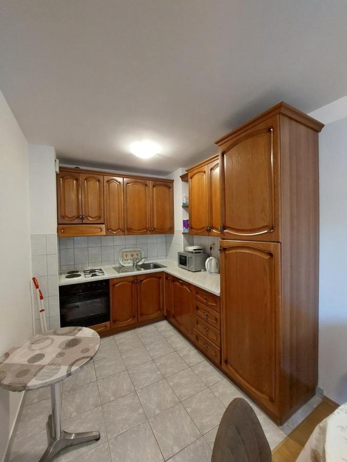 Apartman Mira มาคาร์สกา ภายนอก รูปภาพ