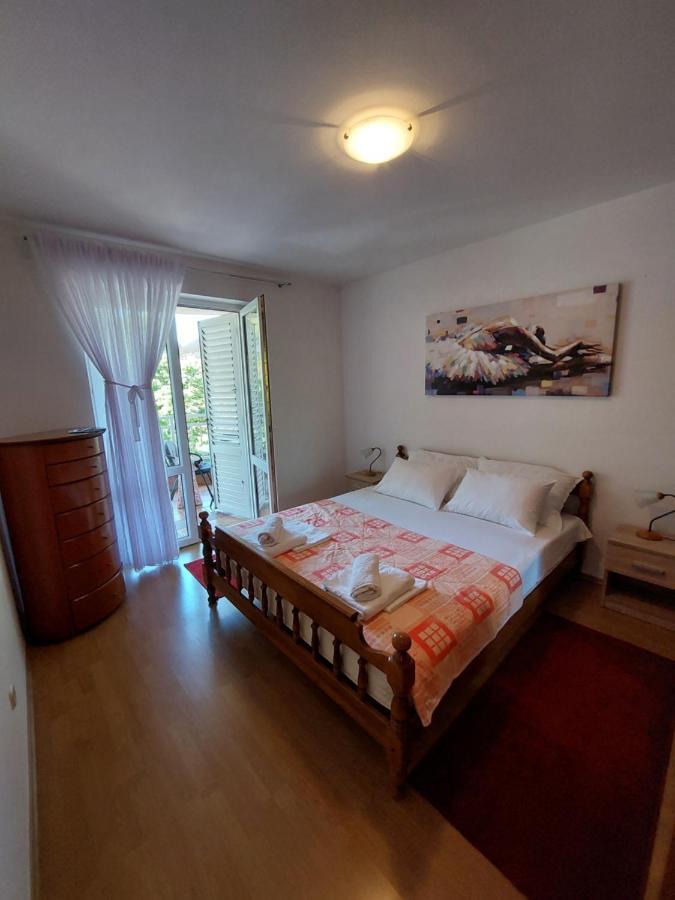 Apartman Mira มาคาร์สกา ภายนอก รูปภาพ